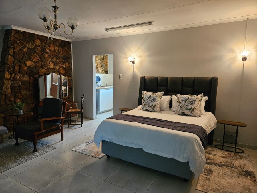 8 Bedroom Property for Sale in Irene Park North West